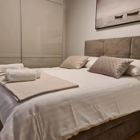 Luxury Petra Διαμέρισμα *