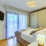 Luxury Petra Σπλιτ